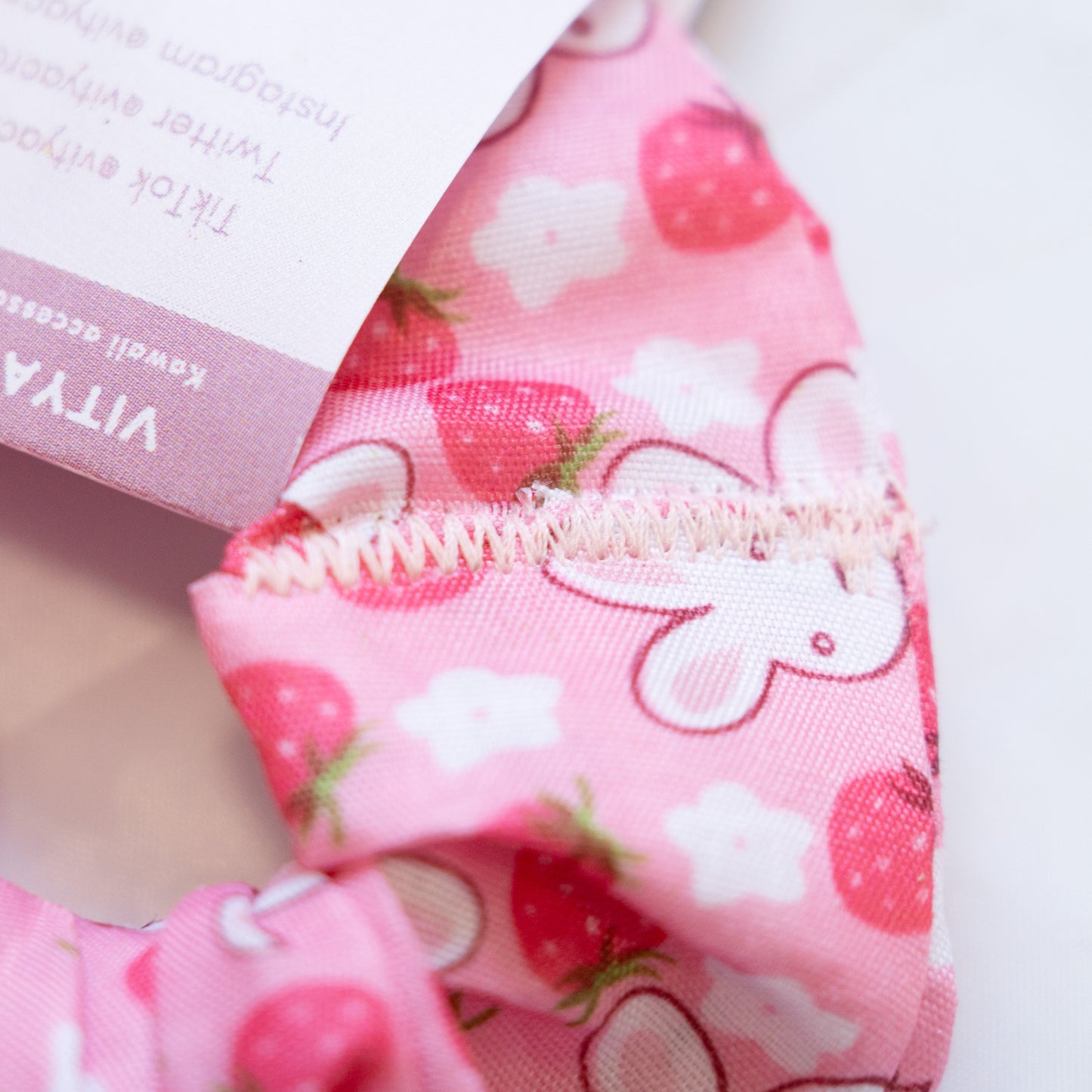 Bunny world | Scrunchie Pink